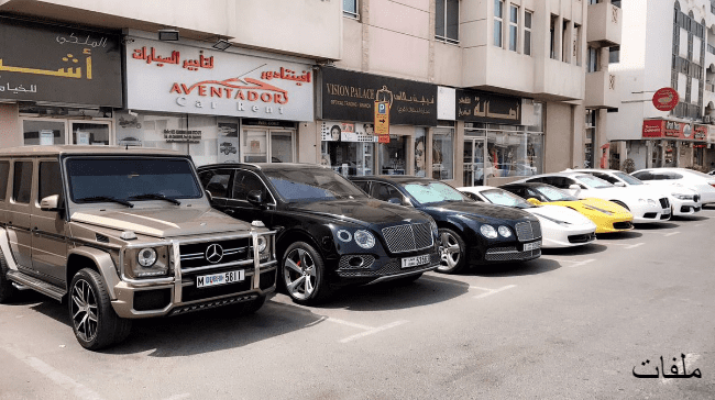 تأجير سيارات في دبي وما هي أنواع السيارات التي يمكنك تأجيرها وطبيعة الطرق